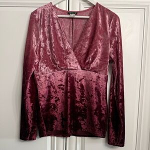 VENUS Sz Medium V-Neck Long Sleeve Pink-Burgundy Ombré Crushed Velvet Fitted Top